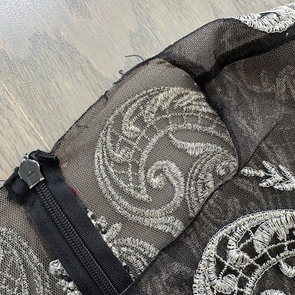 Marchesa Notte Moises Embroidered Gown Maxi Dress Gold Back Lace - Size 2 - Picture 6 of 14